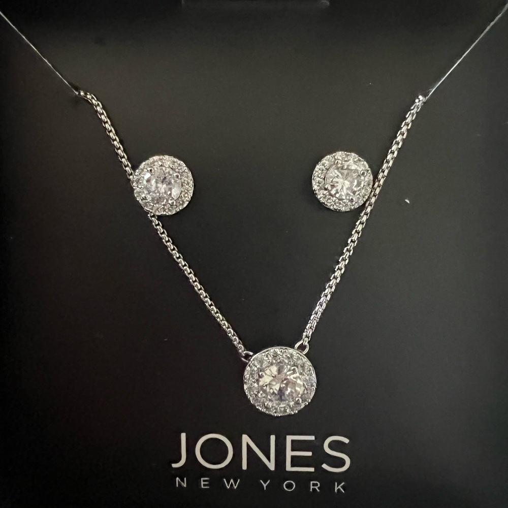 Jones New York Silver-Tone Crystal Halo Necklace and Stud Earrings - White